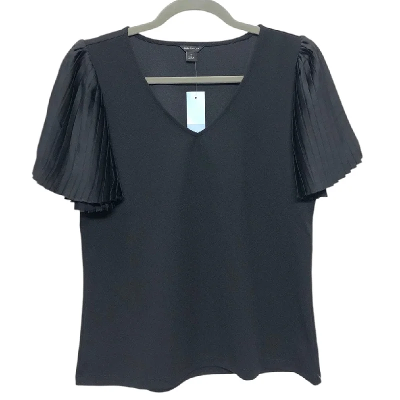 Top Short Sleeve By Ann Taylor In Black, Size: S