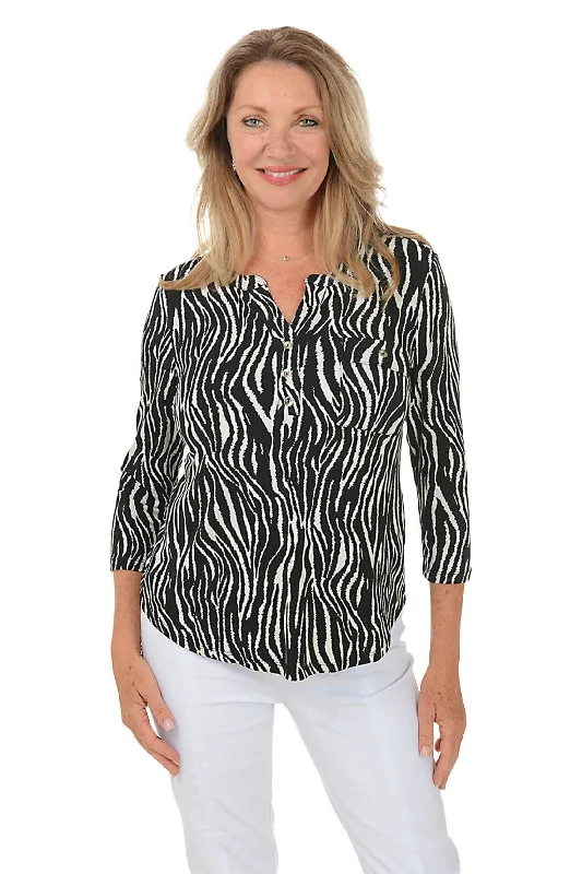 Zebra Pocket Curved Hem Top